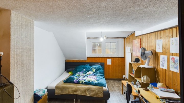 TOP ANGEBOT ! Einfamilienhaus in Völklingen mit 165 m² Wohnfläche und 1.708 m² Grundstücksfläche!