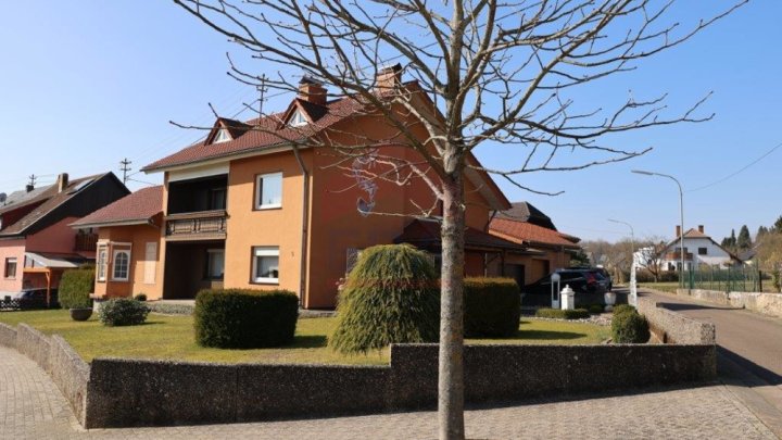 Großzügig geschnittenes und repräsentatives EFH in Orscholz
