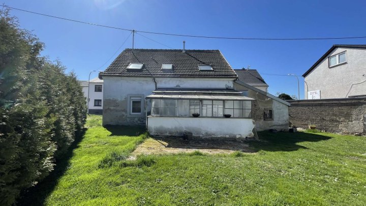 Einfamilienhaus in Schiffweiler OT Heiligenwald für die kleine Familie