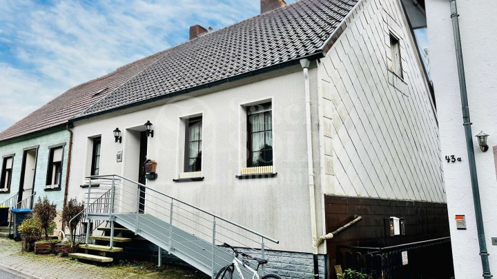 Einfamilienhaus mit 3ZKB und 95 m² in Landsweiler-Reden