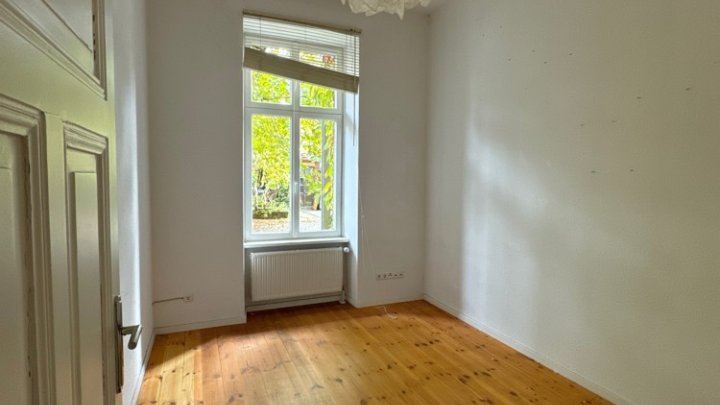 Sanierte Altbauwohnung mit Stellplatz + EBK im Quartier Mainzer Straße