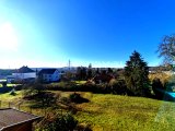 wunderschöner Garten mit tollem Ausblick