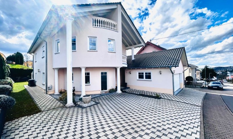 Architektonisches Meisterwerk in Ottweiler – Exklusive Villa mit 9 Zimmern & 200 m² Wohntraum!