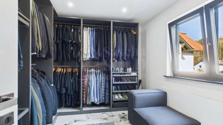 Luxuriöses Zweifamilienhaus mit Einliegerwohnung in Kirkel-Neuhäusel - bezugsfertig, Garten & Garage