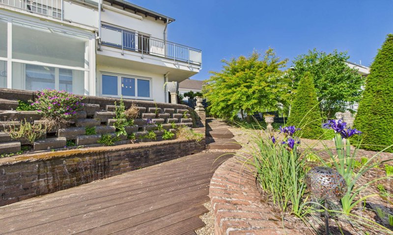 Ihr neues Zuhause mit Panoramablick über Riegelsberg!