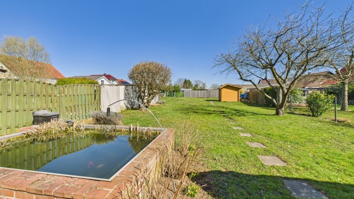 Reserviert! Familientraum in Saarlouis: Großzügiges Einfamilienhaus mit weitläufigem Garten in ruhiger Lage