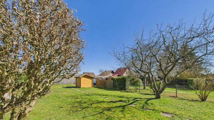 Reserviert! Familientraum in Saarlouis: Großzügiges Einfamilienhaus mit weitläufigem Garten in ruhiger Lage