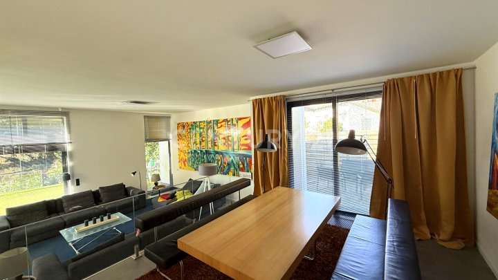 Prestige und Exklusivität vereint - Luxuriöse Villa in Bestlage