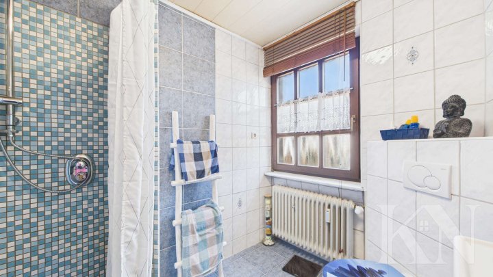 Sofort beziehbares Einfamilienhaus mit Garten und traumhaften Fernblick!
