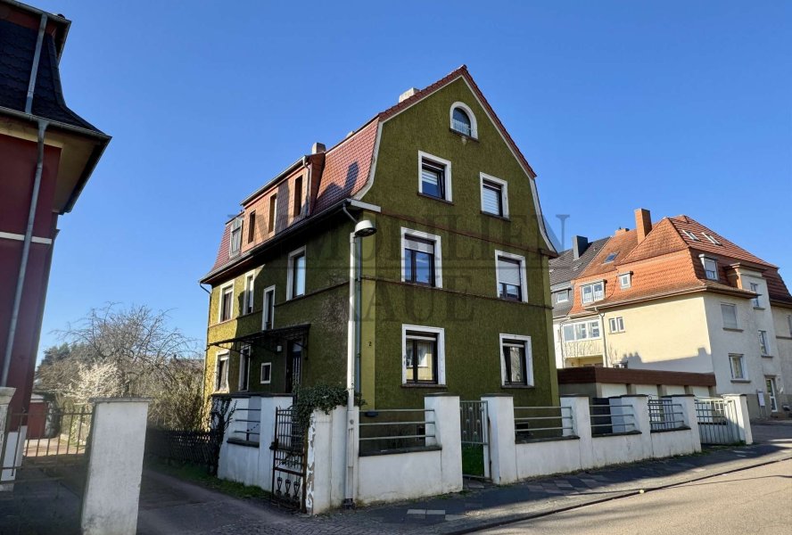Straßenansicht