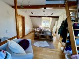 Schlafzimmer 2.OG mit Zugang zum ausgebauten Dachboden