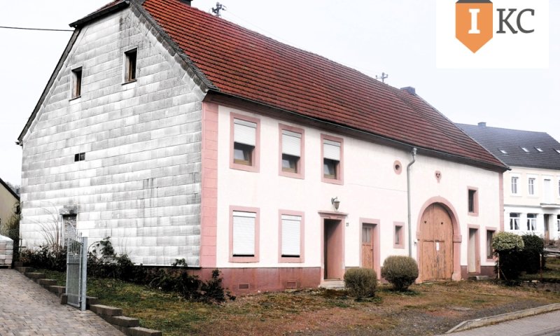 Rustikaler Charme trifft Gestaltungsspielraum – Handwerkerhaus mit Hof & Scheune