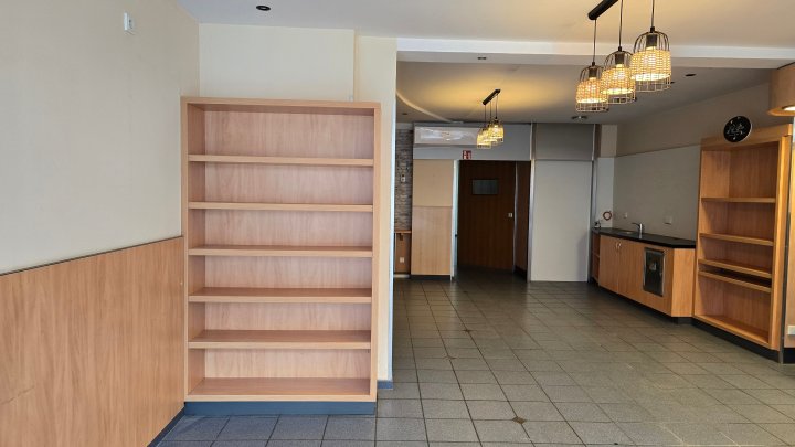 Toller kleiner Laden im Herzen von Schmelz zur Miete