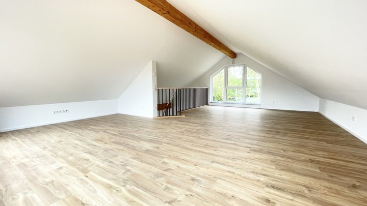 Erstbezug:Maisonette-Wohnung mit Garten, Terrasse & eigener PV-Anlage – 107 m² Wohlfühlfläche in Beckingen-Reimsbach