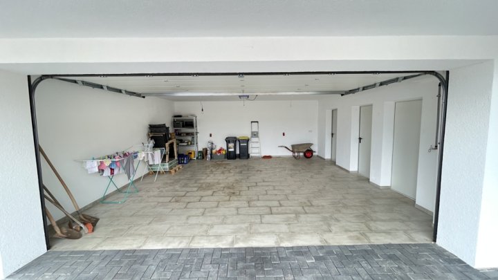 Erstbezug:Maisonette-Wohnung mit Garten, Terrasse & eigener PV-Anlage – 107 m² Wohlfühlfläche in Beckingen-Reimsbach