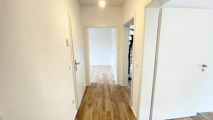 Erstbezug:Maisonette-Wohnung mit Garten, Terrasse & eigener PV-Anlage – 107 m² Wohlfühlfläche in Beckingen-Reimsbach