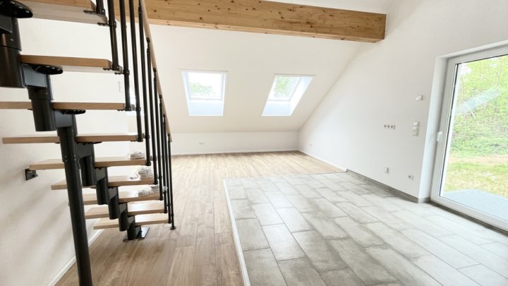 Erstbezug:Maisonette-Wohnung mit Garten, Terrasse & eigener PV-Anlage – 107 m² Wohlfühlfläche in Beckingen-Reimsbach
