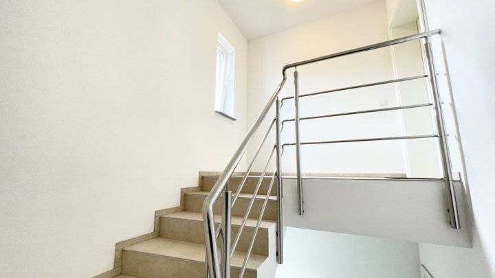 Erstbezug:Maisonette-Wohnung mit Garten, Terrasse & eigener PV-Anlage – 107 m² Wohlfühlfläche in Beckingen-Reimsbach