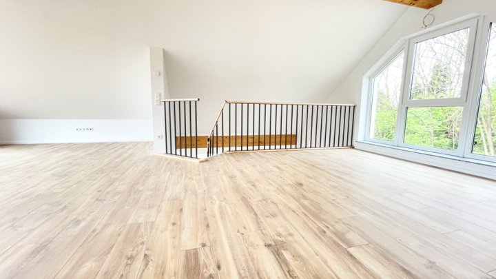 Erstbezug:Maisonette-Wohnung mit Garten, Terrasse & eigener PV-Anlage – 107 m² Wohlfühlfläche in Beckingen-Reimsbach