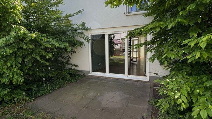 Moderne 3-ZKB Maisonette-Wohnung mit Terrasse + Stellplatz