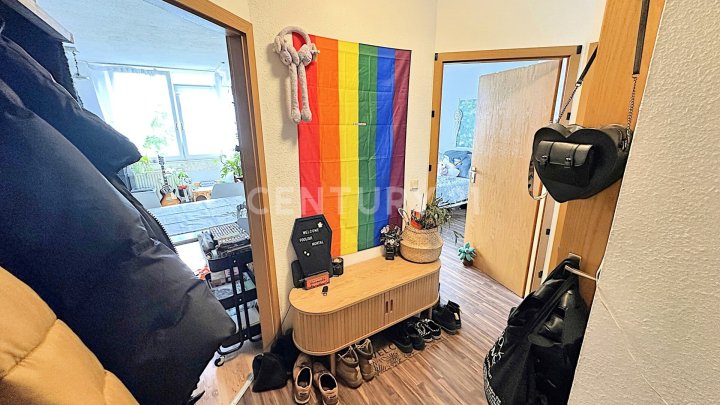 Lichtdurchflutet & Gemütlich: Ihre 2-ZKB-Wohnung mit Balkon