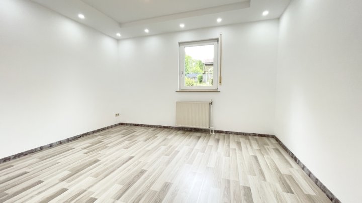 Einziehen & Wohlfühlen: Hochwertig saniertes Zuhause mit Einliegerwohnung in ruhiger Lage