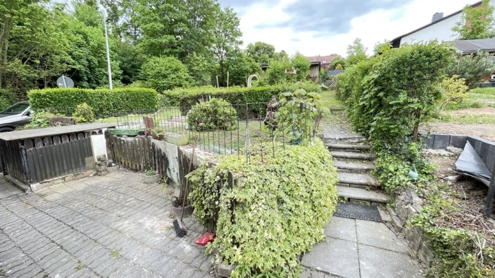 Einziehen & Wohlfühlen: Hochwertig saniertes Zuhause mit Einliegerwohnung in ruhiger Lage