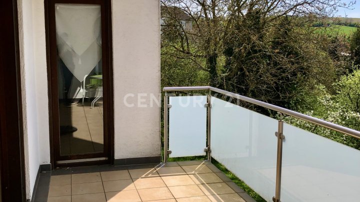 1-2 Familienhaus mit viel Potenzial-perfekt für Familien, Mehrgenerationen & Investoren
