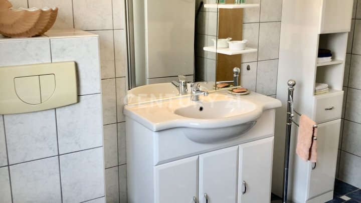 1-2 Familienhaus mit viel Potenzial-ideal für Familien & Mehrgenerationen