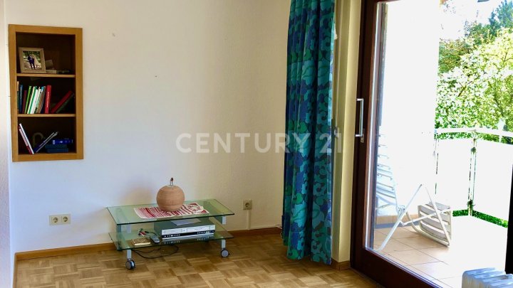 1-2 Familienhaus mit viel Potenzial-perfekt für Familien, Mehrgenerationen & Investoren