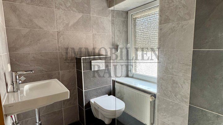 FREISTEHENDES, RENOVIERTES 1 FAMILIENHAUS MIT EINLIEGERWOHNUNG IN SACKGASSE VON SULZBACH