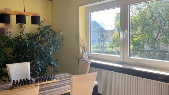 Freistehendes 1-2 Familienhaus in ländlicher Gegend von Rehlingen-Siersburg zu verkaufen