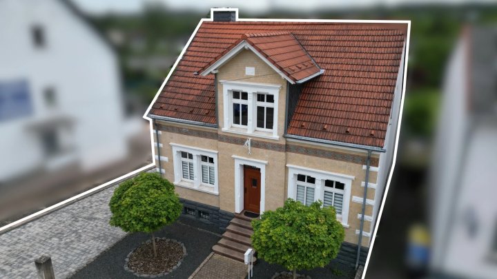 Hochwertiges Einfamilienhaus auf großem Grundstück – Wohnen mit Stil und Komfort