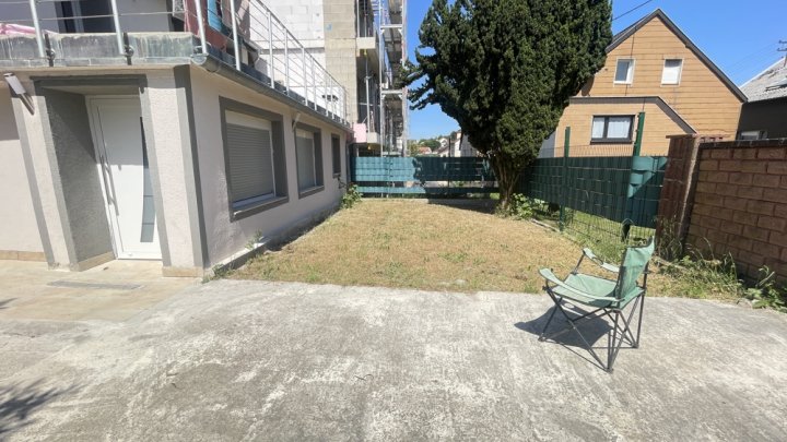 Saniertes Einfamilienhaus mit Einliegerwohnung und zusätzlichem Grundstück in ruhiger Lage von Quierschied