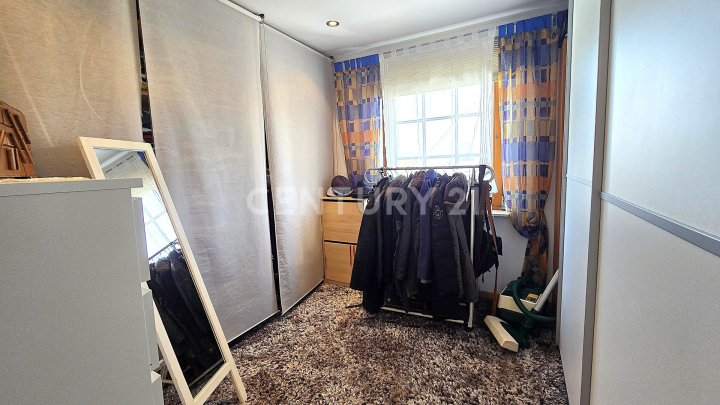 Ein Traum in weiß, Charmantes Einfamilienhaus mit attraktivem Garten in Toplage von Quierschied