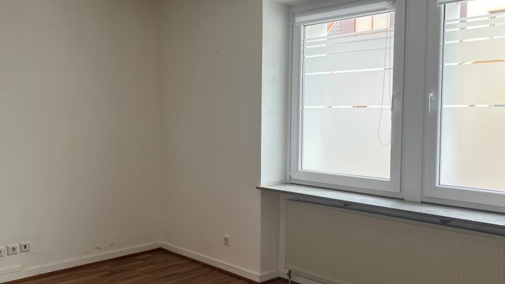 1-Familienhaus mit Gewerbeeinheit in begehrter Ortslage von Wadgassen zu verkaufen