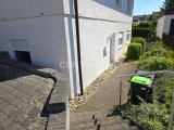 Seitlicher separater Zugang zur Einliegerwohnung