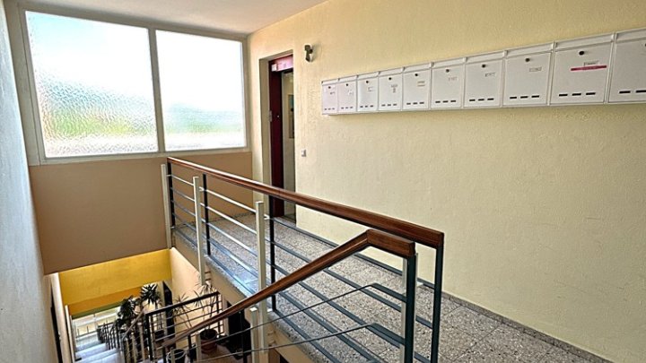 Modern renovierte 4-ZKB mit Balkon + Garage in bevorzugter Höhenlage