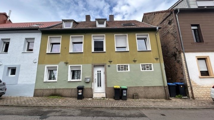 Einfamilienhaus in Sulzbach Altenwald – Ideal für Handwerker und Selbstmacher