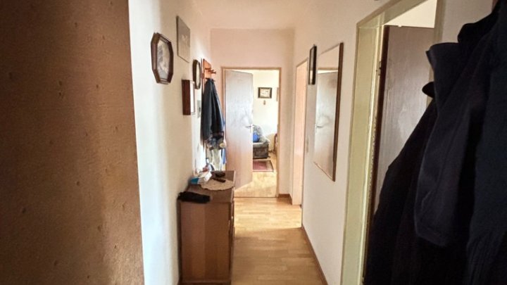 2-ZKB Eigentumswohnung mit Balkon + Garage im Weinbergweg