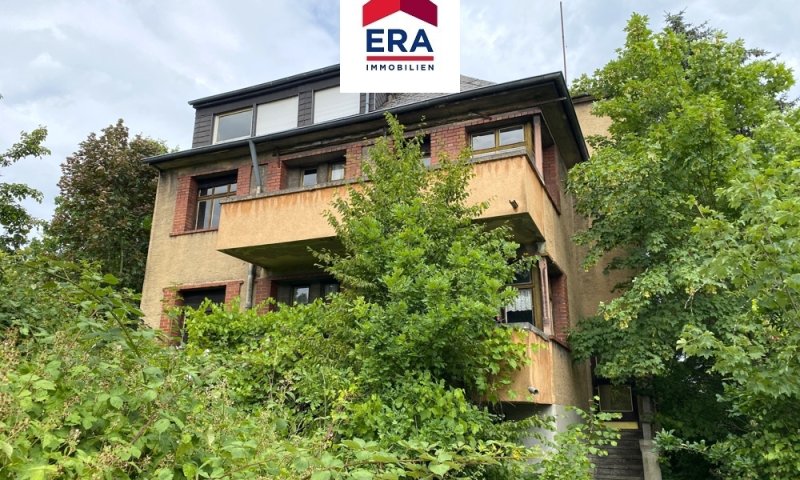 RESERVIERT-EINFAMILIENHAUS MIT GROSSEM GRUNDSTÜCK UND WEITSICHT, SANIERUNGSBEDÜRFTIG IN GROSSROSSELN