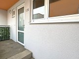Eigener Zugang zur Wohnung OG