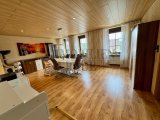 großes Esszimmer 