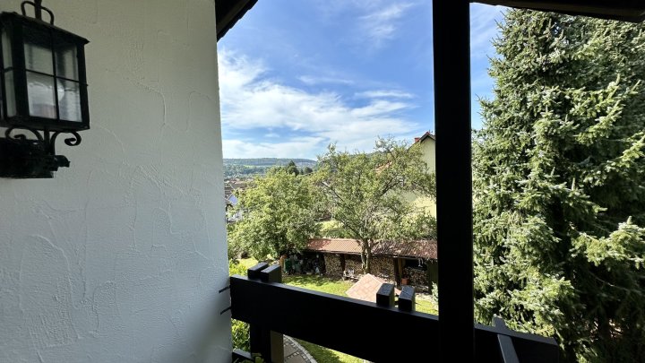 Ein Architekten-Wunder in Bestlage – Exklusive Villa mit Parkgarten und Wellness-Oase