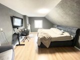 Schlafzimmer DG