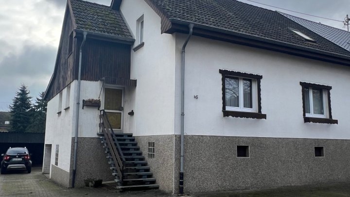 Großzügiges 1-2 Familienhaus in einer ruhigen Wohngegend von Saarwellingen zu verkaufen