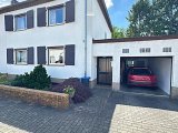 Doppelhaushälfte mit Garage