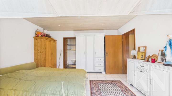 Gemütliche Dachgeschosswohnung mit Fußbodenheizung – Ideal für Eigennutzer & Investoren