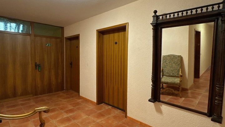 Renditepaket - 12 möblierte Eigentumswohungen bzw. 24 Zimmer in gepflegtem Mehrfamilienhaus