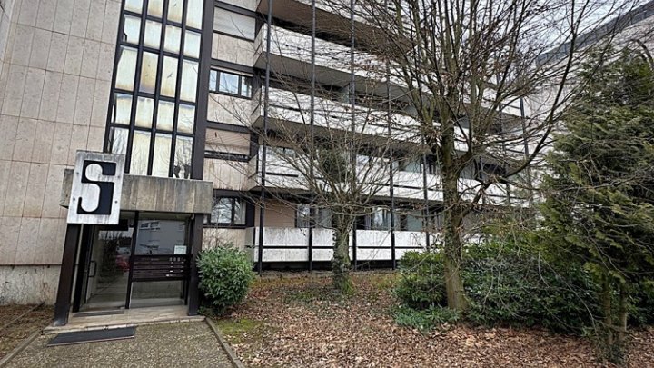 Renditepaket - 12 möblierte Eigentumswohungen bzw. 24 Zimmer in gepflegtem Mehrfamilienhaus